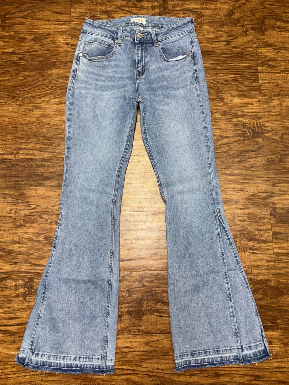 Shyanne Mid Rise Flare Jeans Size 30 Waist/34 Length